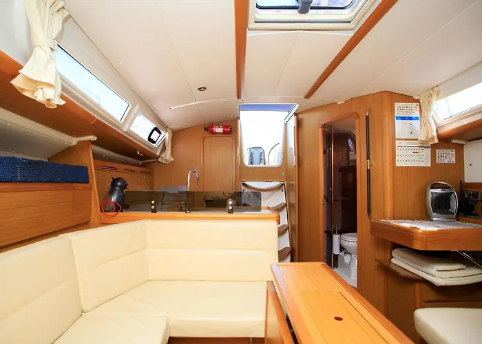 Salis - Jeanneau 39i *