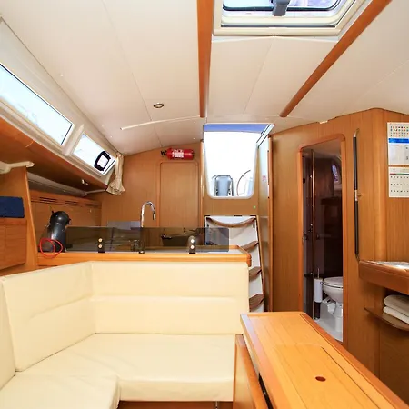 Salis - Jeanneau 39i *